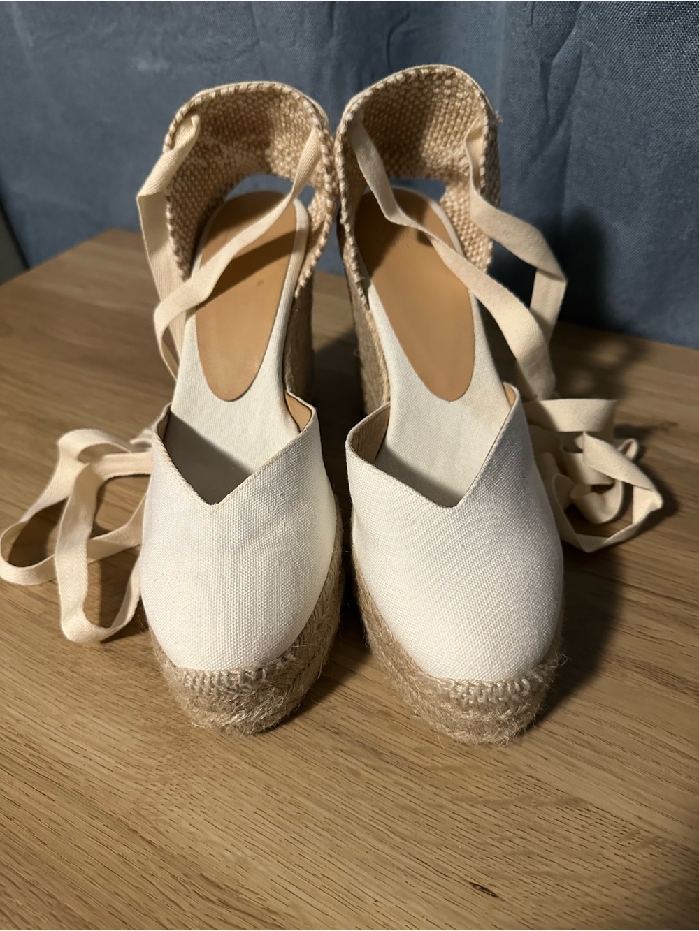 Castañer Chiara Canvas Espadrille Wedges Ivory Lace Up EU 38 US 7.5 New Box